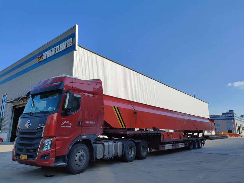 安徽某建材公司，采購我公司一臺32噸電動單梁起重機